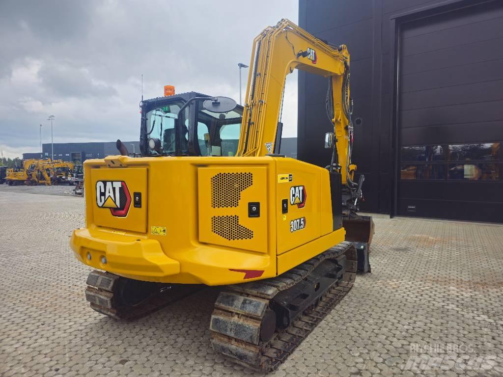CAT 307.5 Малые экскаваторы 7т-12т