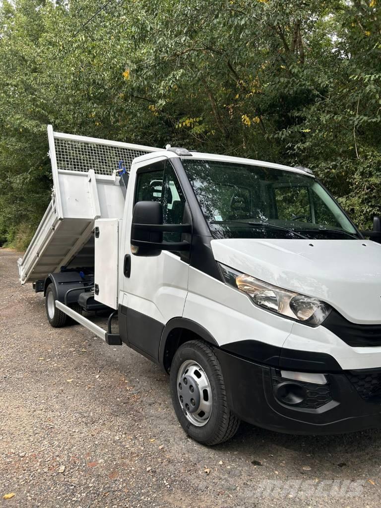 Iveco Daily 35C16 Цельнометаллический фургоны