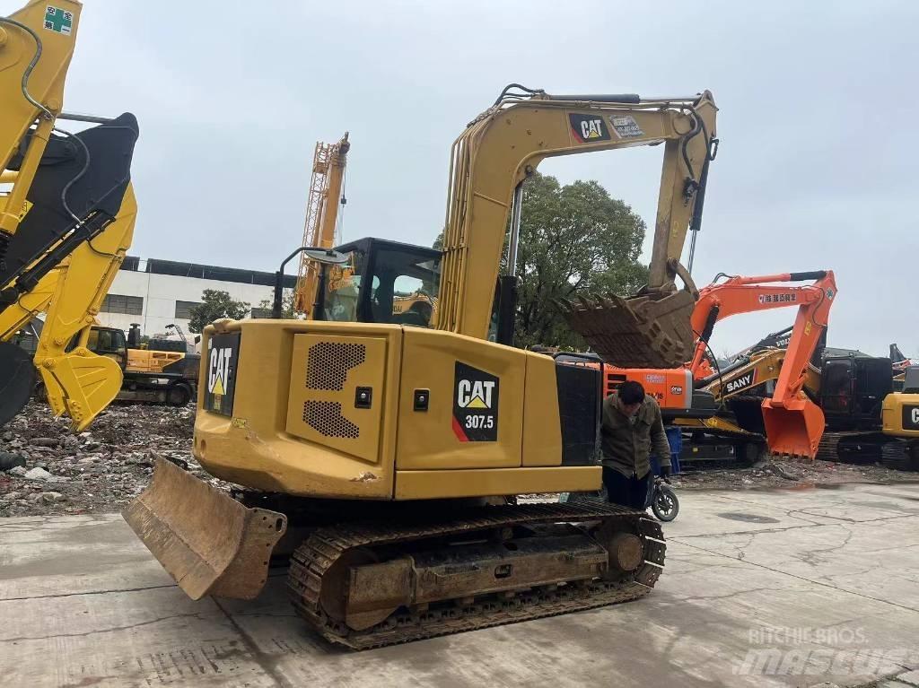 CAT 307.5 Малые экскаваторы 7т-12т