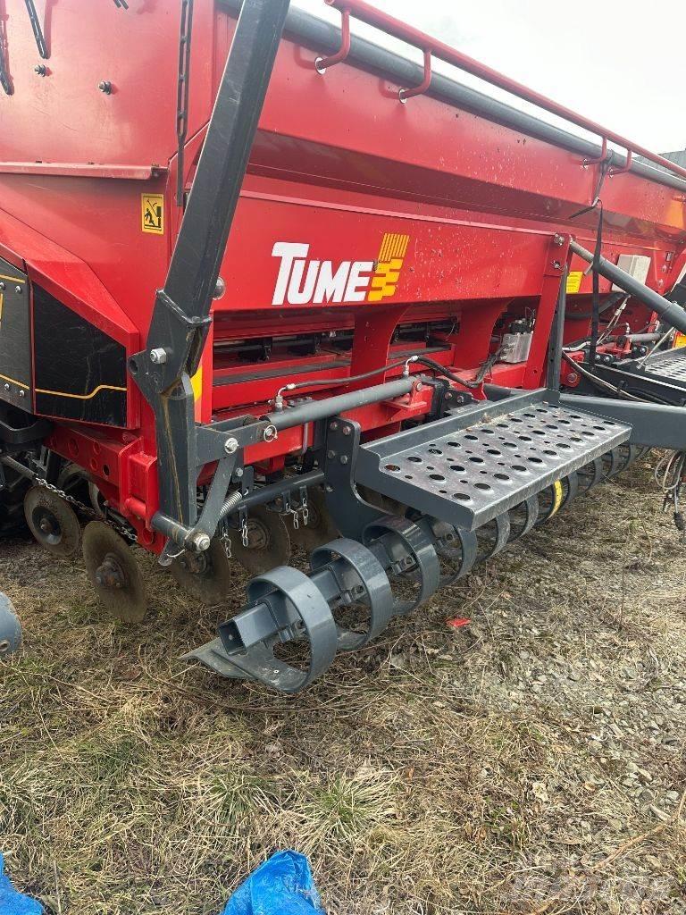 Tume HKL4000 Сеялки