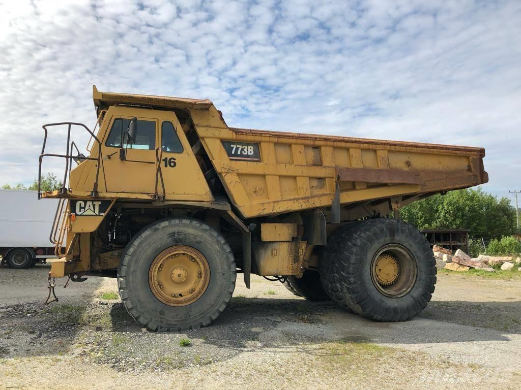 CAT 773 B Карьерные самосвалы