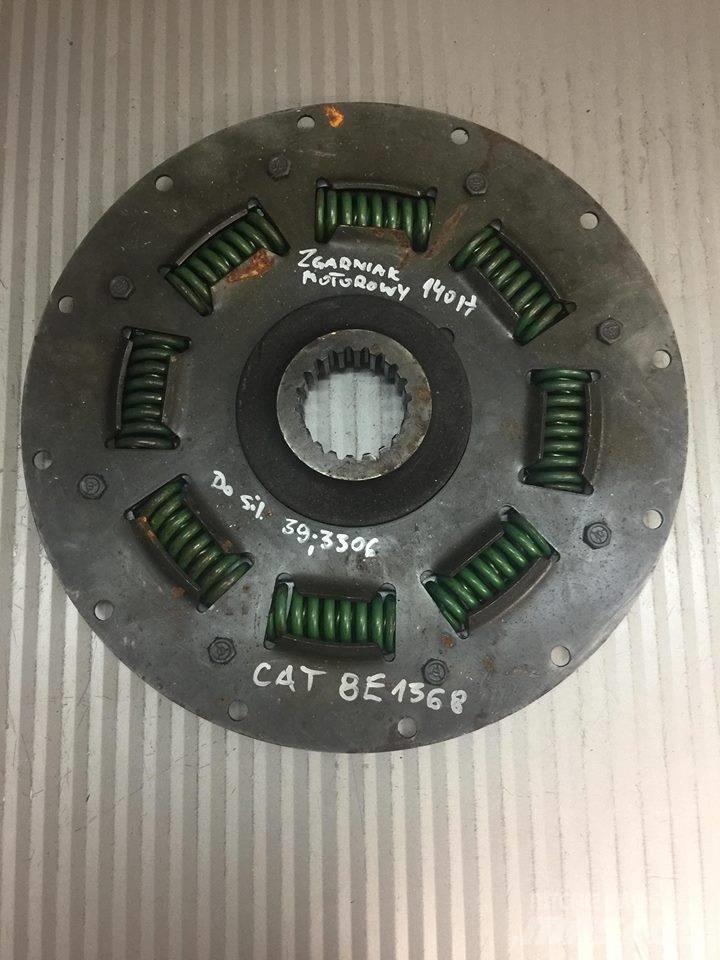 CAT  8E1368 Sprzęgło Двигатели