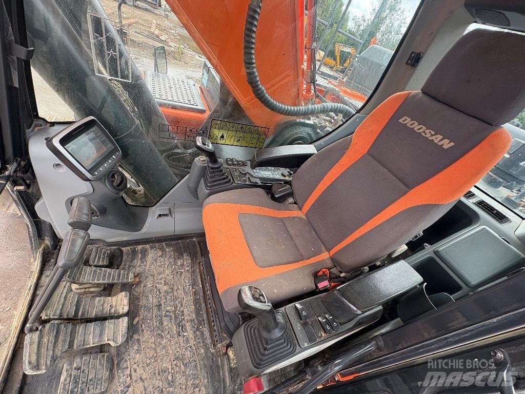 Doosan DX380LC-5 Гусеничные экскаваторы