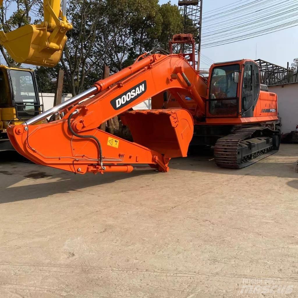 Doosan DX 300 Гусеничные экскаваторы