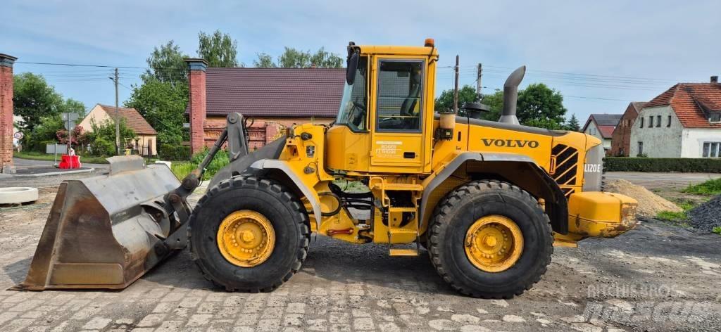Volvo L 120 E Фронтальные погрузчики