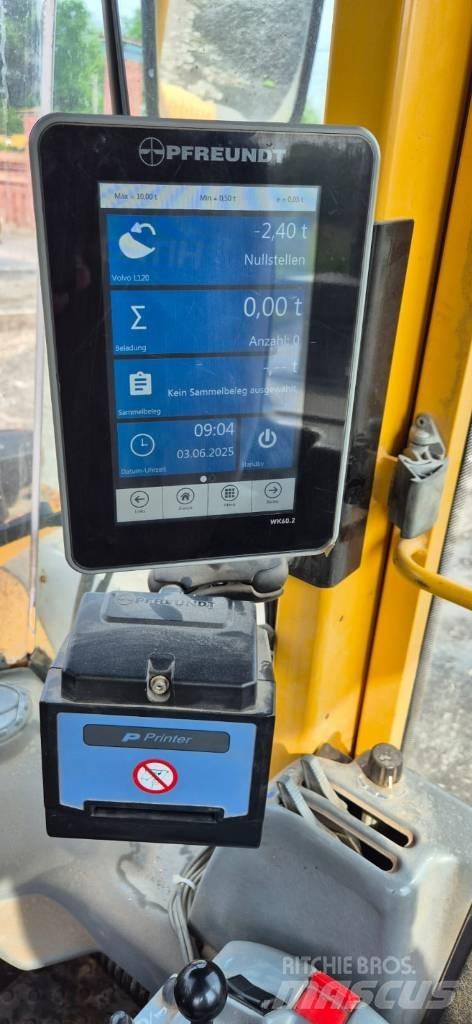 Volvo L 120 E Фронтальные погрузчики
