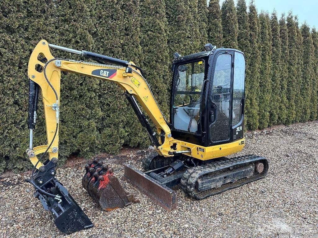 CAT 302.7 D CR Мини-экскаваторы