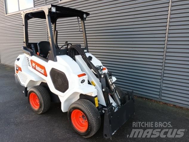Bobcat l23 Малые погрузчики