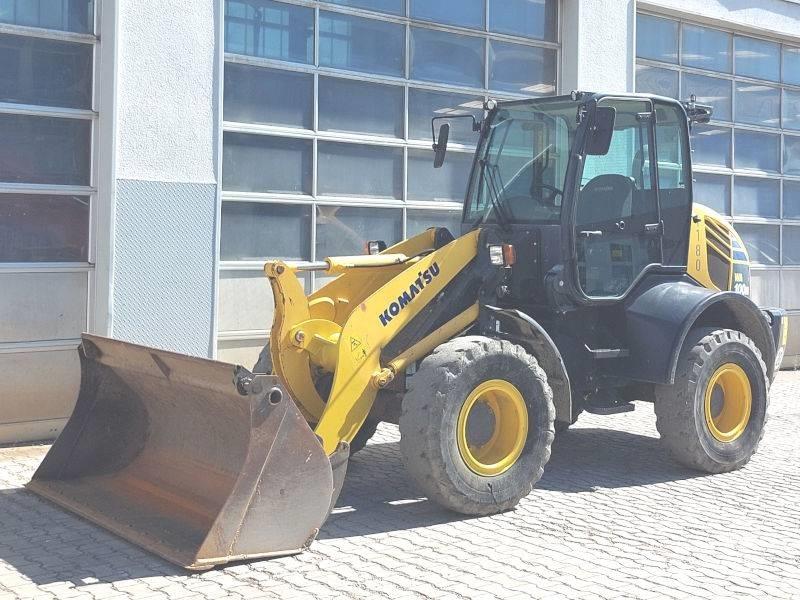 Komatsu WA 100 M-7 Мини-погрузчики