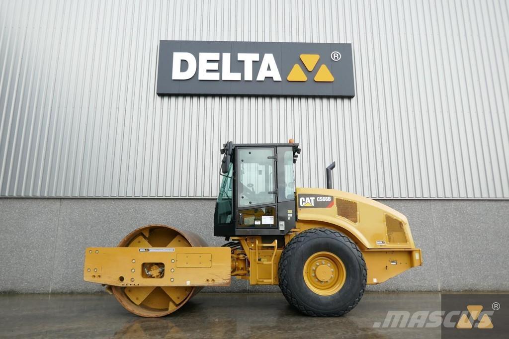 CAT CS66B Грунтовые катки