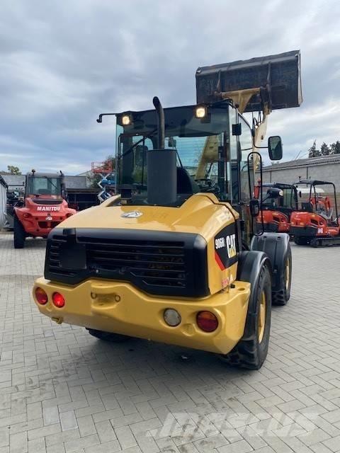 CAT 906 H 2 Фронтальные погрузчики