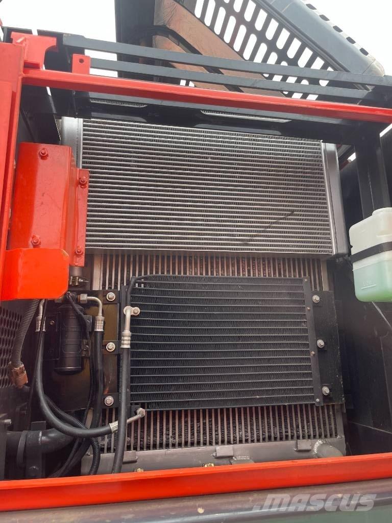 Doosan DX225LCA Гусеничные экскаваторы