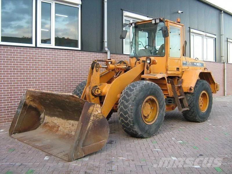 Hyundai HL740-3 Фронтальные погрузчики