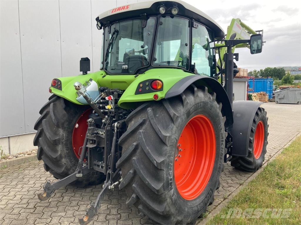 CLAAS Arion 440 Трактора