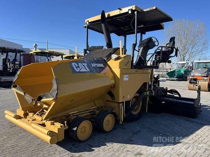CAT AP 500E Асфальтоукладчики