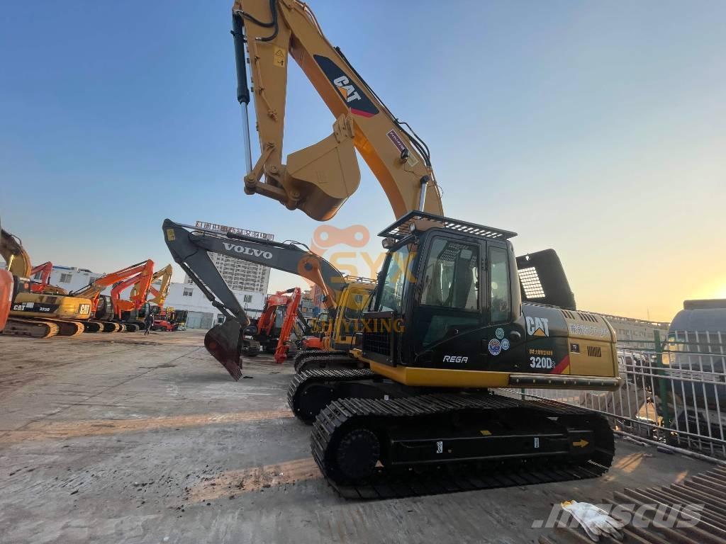 CAT 320 D Гусеничные экскаваторы