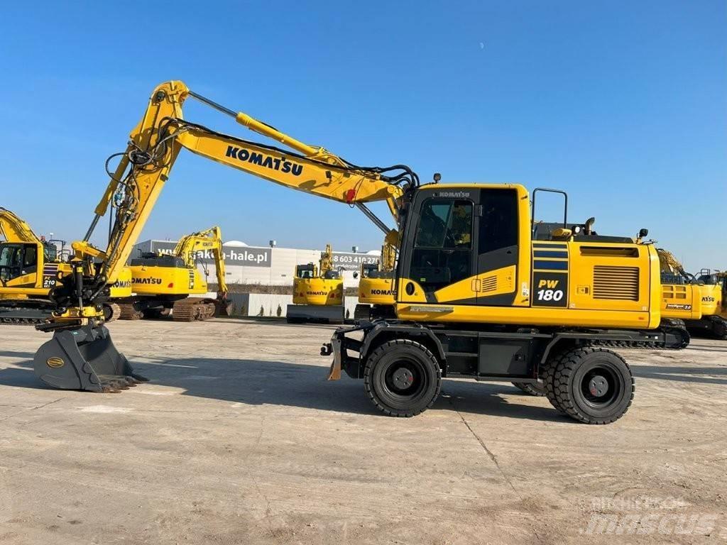 Komatsu PW 180-11 Колёсные экскаваторы