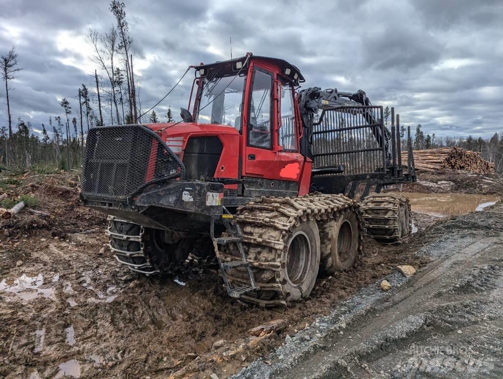 Komatsu 895 Форвардеры