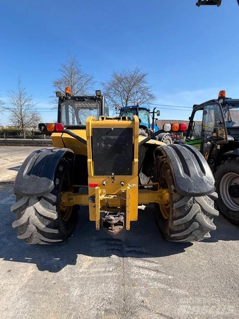 CAT TH330B Сельскохозяйственные телескопические погрузчики