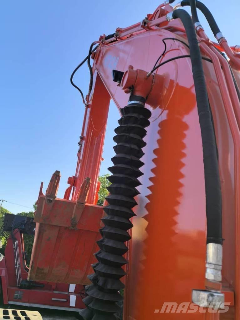 Hitachi ZX 240 HG Гусеничные экскаваторы