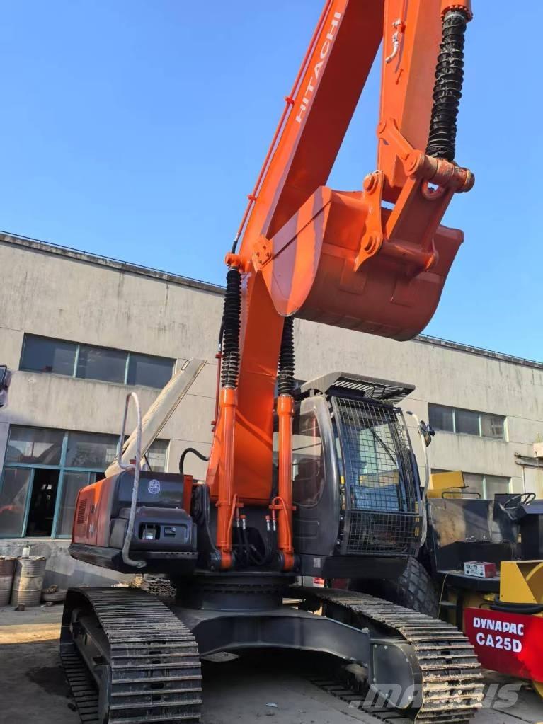 Hitachi ZX 240 HG Гусеничные экскаваторы