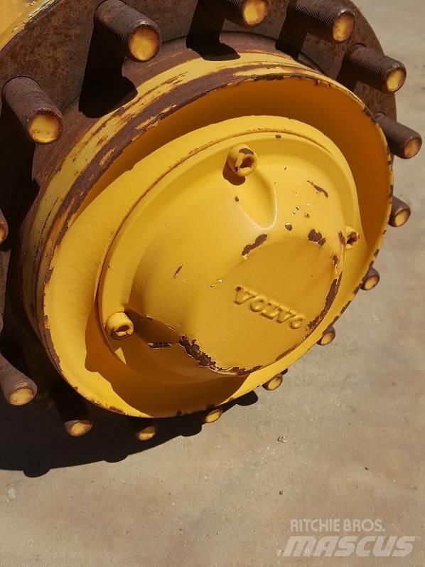 Volvo L90E Оси