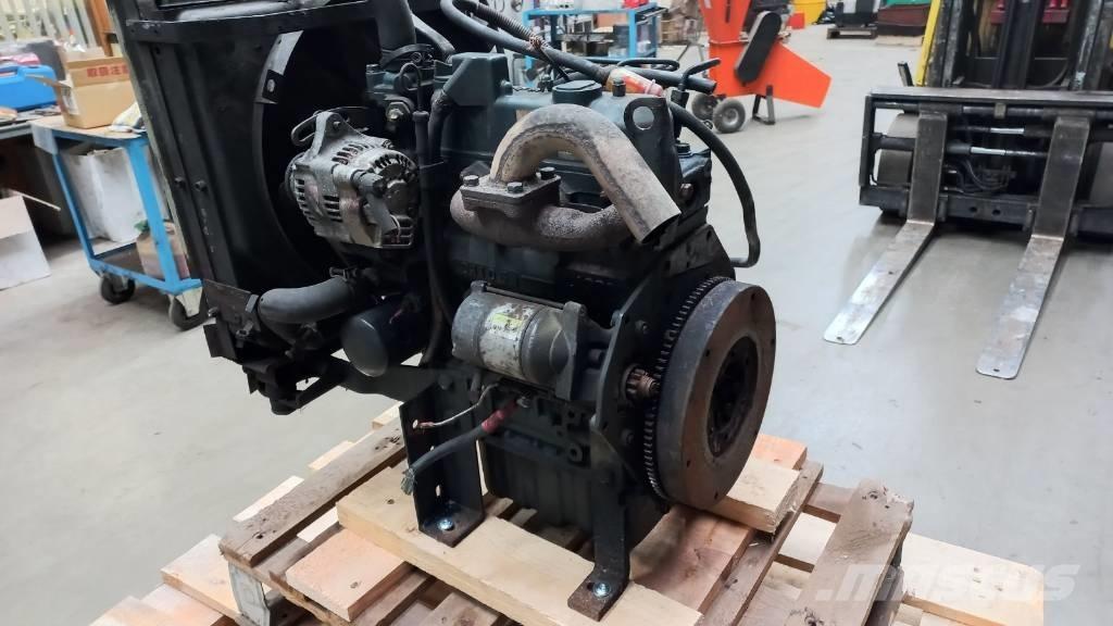 Kubota D 1105 Двигатели