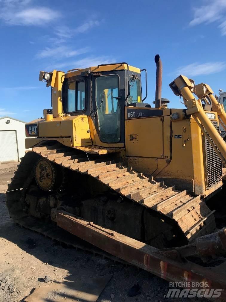 CAT D6T LGP Гусеничные бульдозеры
