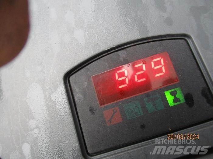BT LWE 160 Ручные электрические тележки