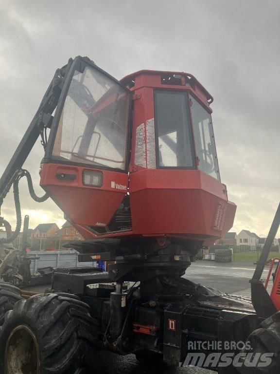 Komatsu 931 Харвестеры