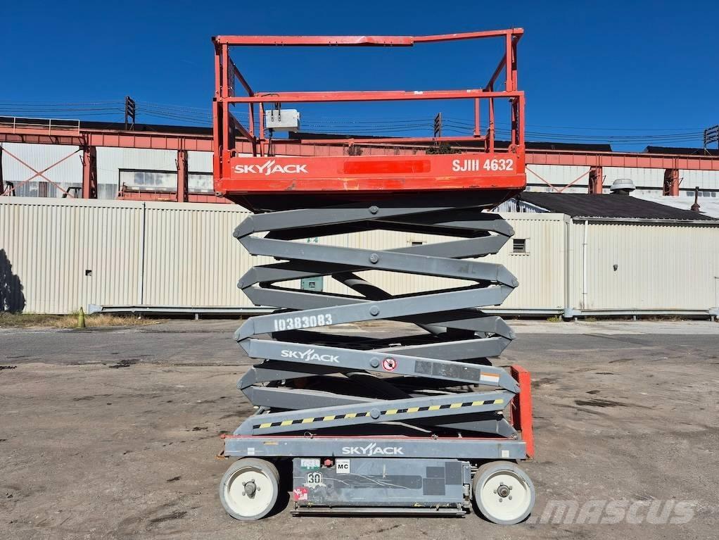 SkyJack SJ 4632 Ножничные подъемники