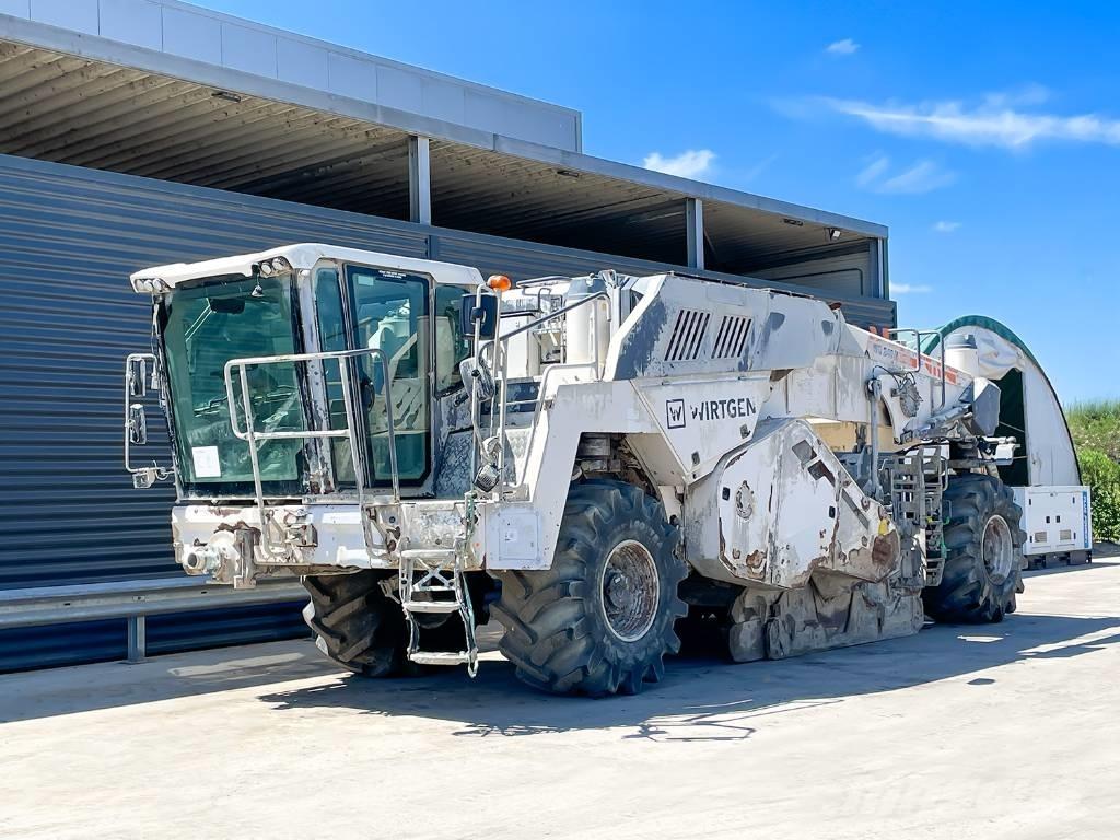 Wirtgen WR 2401 Ресайклеры
