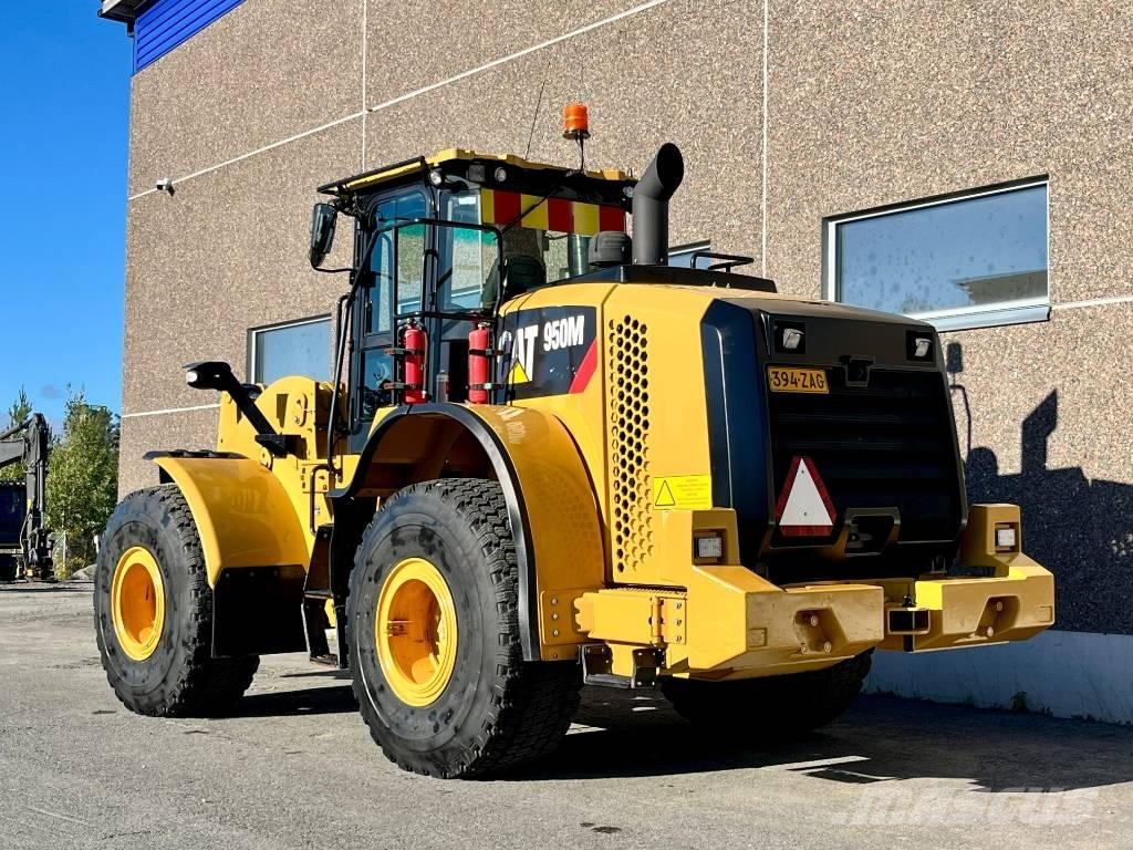 CAT 950 M Фронтальные погрузчики