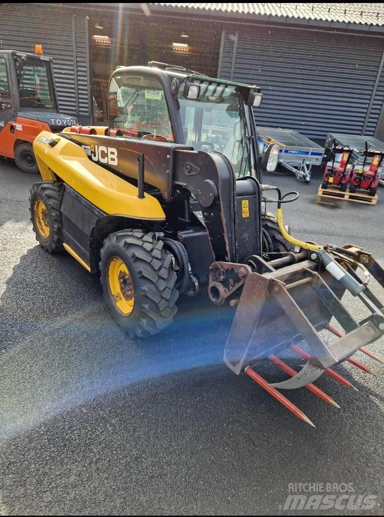 JCB 515-40 Сельскохозяйственные телескопические погрузчики
