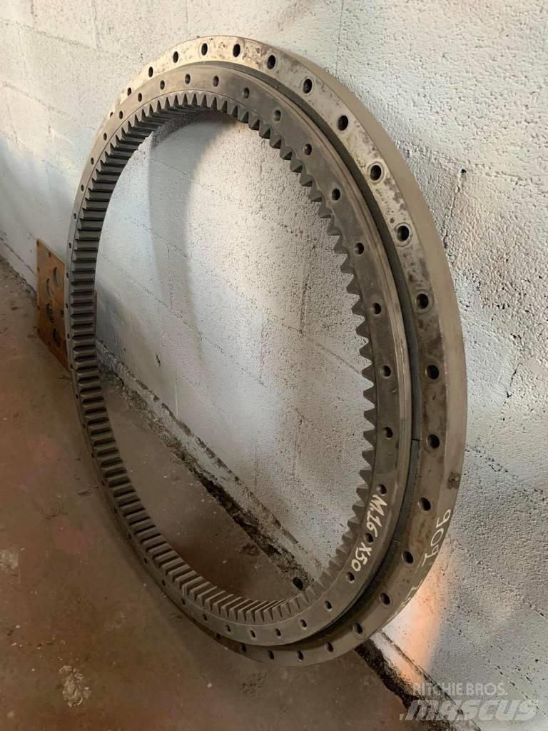 Liebherr 902 Ходовая часть и подвеска