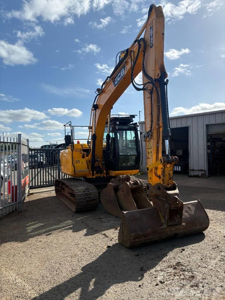 JCB JS 130 LC Гусеничные экскаваторы