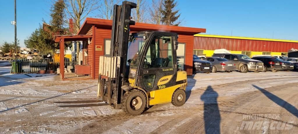 Yale GLP030VX Газовые погрузчики