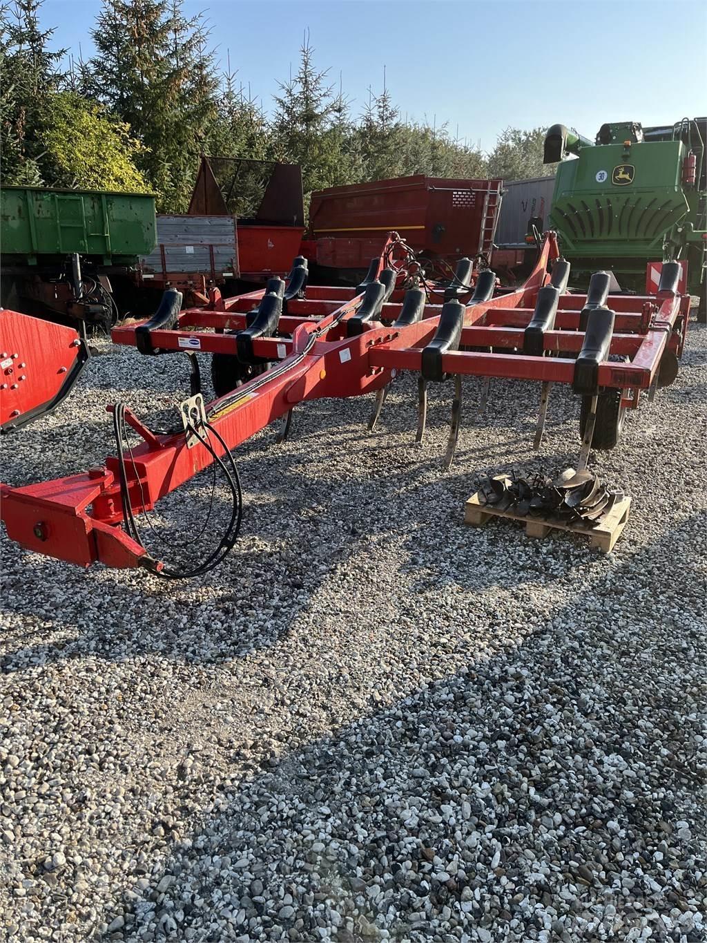 Horsch Tiger 4 AS Пружинные бороны