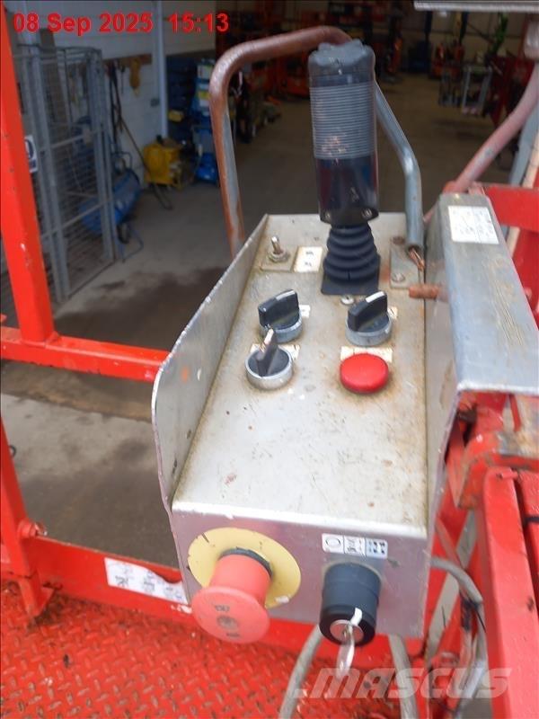 SkyJack SJ 8841 RT Ножничные подъемники