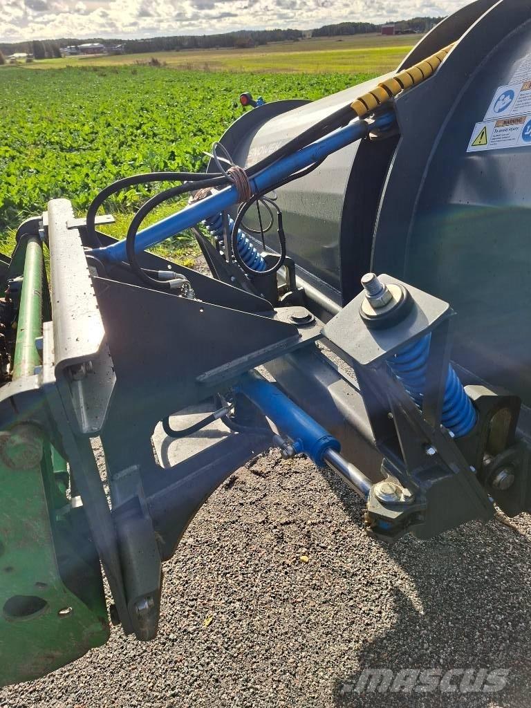 Snowek Alueaura Снежные отвалы и плуги