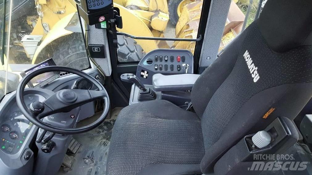 Komatsu WA470-6LC Фронтальные погрузчики