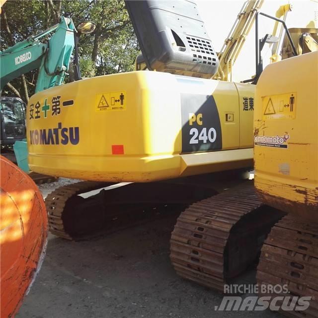 Komatsu PC 240 Гусеничные экскаваторы