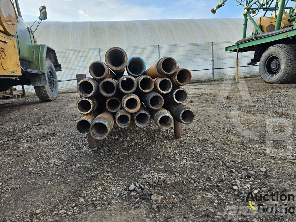 Iveco 180-25 Гусеничные буровые установки