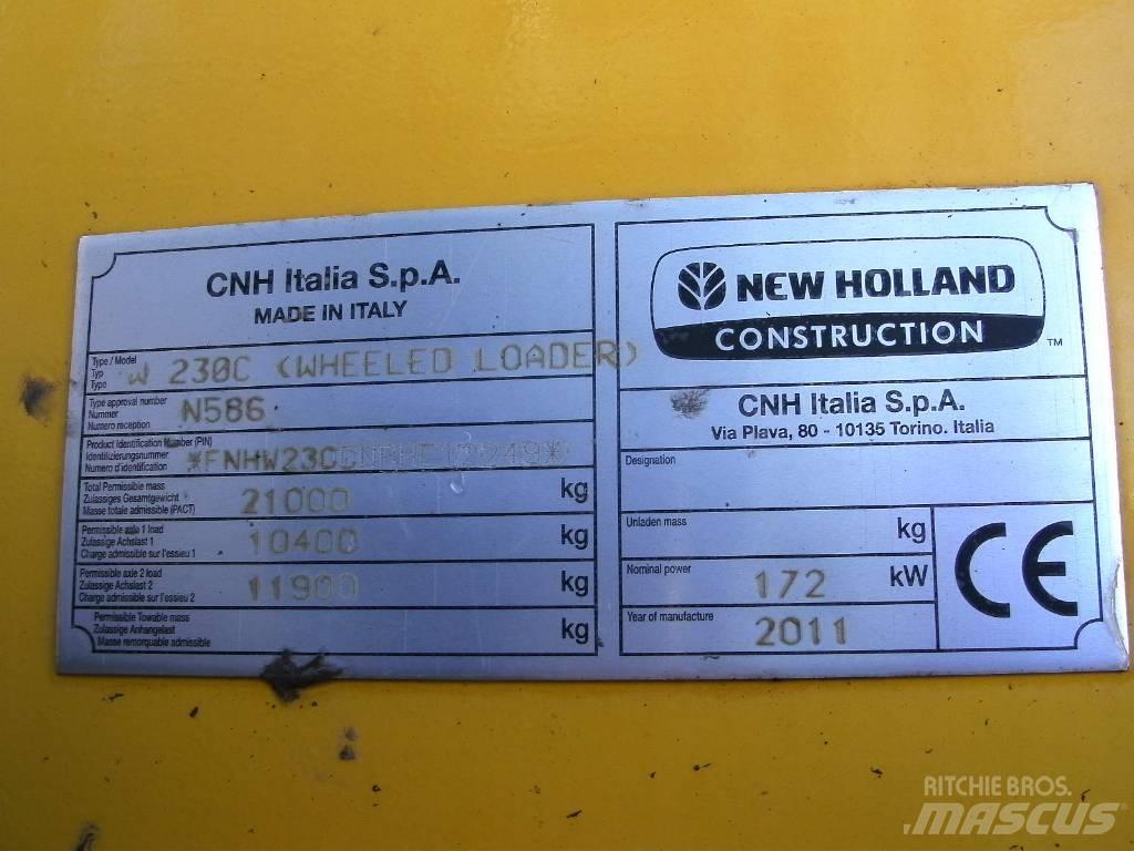 New Holland W 230 C Фронтальные погрузчики