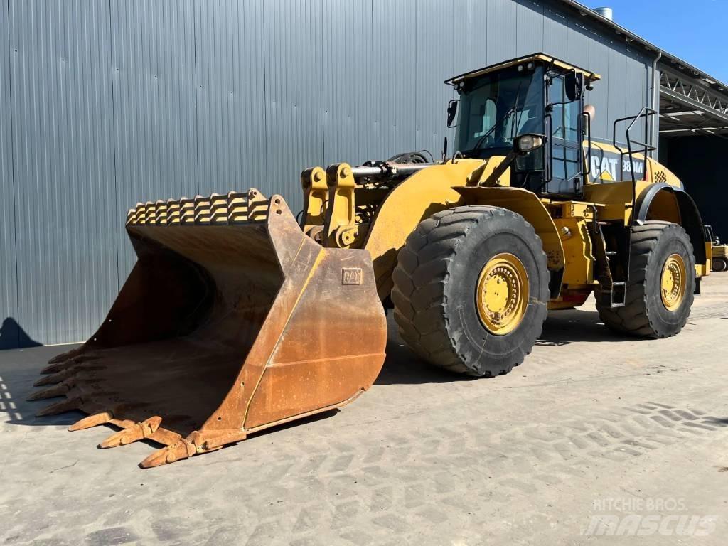 CAT 980M Фронтальные погрузчики