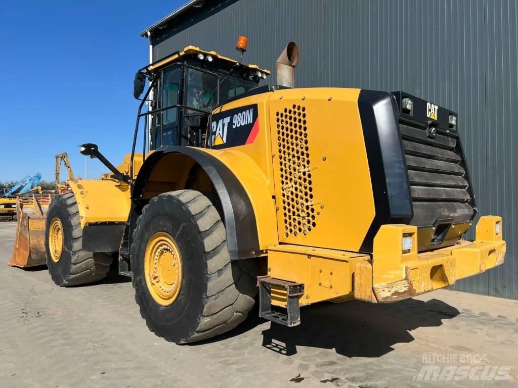 CAT 980M Фронтальные погрузчики