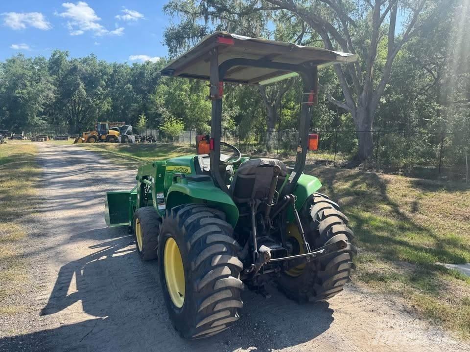 John Deere 3038 E Трактора