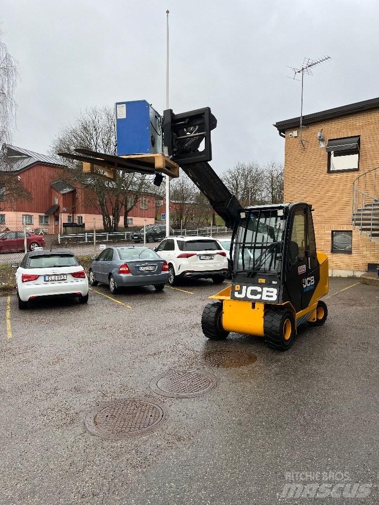 JCB TLT30-19E Электропогрузчики