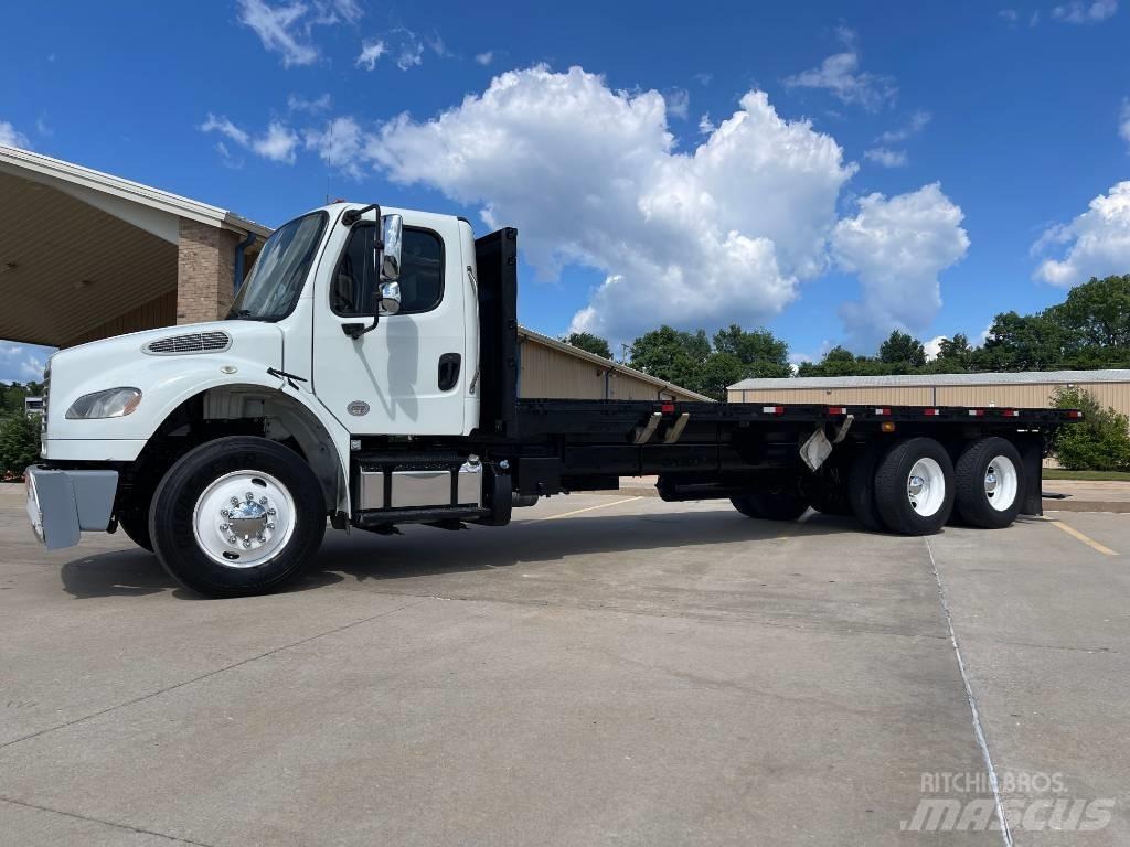 Freightliner M 106 Грузовики-платформы/боковая разгрузка