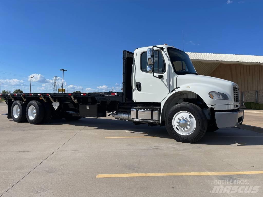 Freightliner M 106 Грузовики-платформы/боковая разгрузка